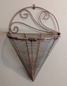 lot 156 image: Pair of Metal Wall Scones