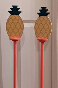 lot 161 image: Pineapple Smash Frisbee Game
