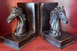 lot 198 image: Black Stallion Figurine Bookends