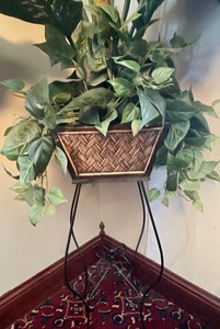 lot 201 image: Fabulous Faux Plant with a Stand