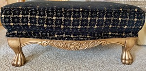 lot 219 image: Lovely Upholstered Ottoman w Gilded Detailing