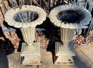 lot 215 image: Pair of Gorgeous Resin Planters