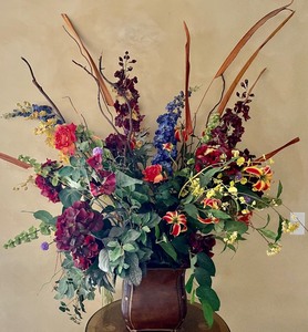 lot 224 image: Large, Gorgeous and Colorful Faux Floral Arrangement