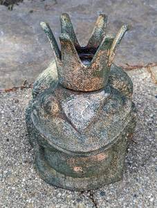 lot 250 image: Iron King Frog Garden Sculpture