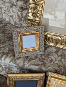lot 273 image: Assorted Decorative Frames