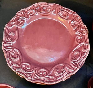 lot 318 image: Chris Madden JCP Home Dishware Set for 8