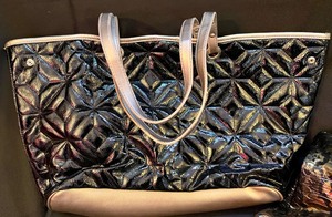 lot 305 image: 3 Beautiful BagsTotes