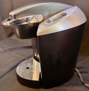 lot 297 image: Keurig Coffee Maker and Pod Holder