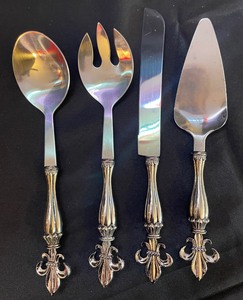 lot 299 image: Silver Plated Serving Dishes