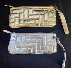 lot 291 image: 4 Petite PursesHandbags