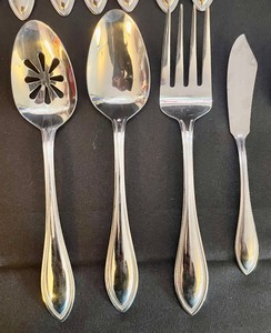 lot 288 image: Pfaltzgraff Silver Plated Flatware Set