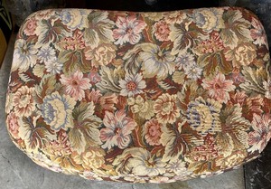 lot 363 image: Fine Floral Ottoman