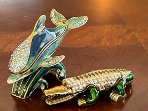 lot 329 image: Two Bejeweled Trinket Boxes Bejeweled Dolphin Trinket Box and Alligator Bejeweled Trinket Box