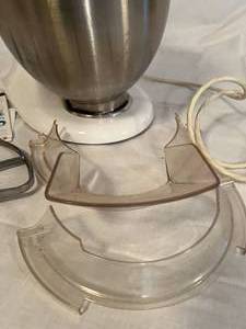 lot 7 image: Kitchen Aid Artisan Counter Mixer w accessories