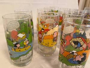 lot 10 image: Snoopy, Muppets and Coca Cola Collectors Cups