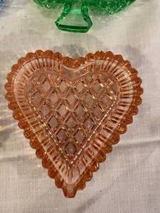 lot 44 image: Colored Glass Playing Card Ashtrays