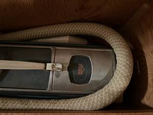 lot 50 image: Electrolux Vacuum Cleaner