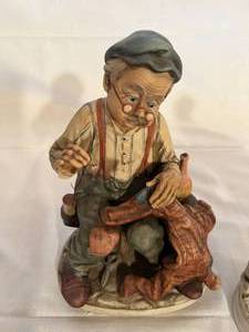 lot 80 image: Royal Meridian Deutsche Figurines