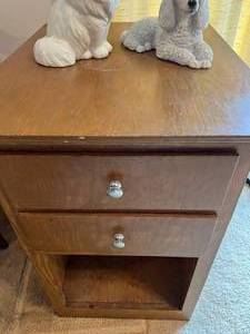 lot 145 image: Side Table with Cat & Dog Figurine