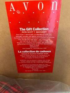 lot 159 image: New Avon Christmas Decorations & Ornaments