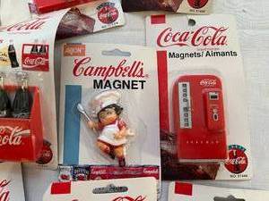 lot 168 image: Lot of Coke-Cola Magnets