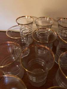 lot 190 image: Set of 11 Vintage Glasses
