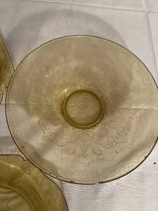 lot 240 image: Yellow Depression Glass