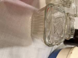 lot 272 image: Vintage Kitchen Items