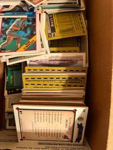lot 298 image: Baseball Cards