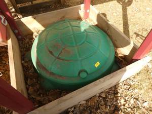 Turtle sand box