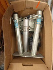 Box of two 1,000 lb trailer tongue jacks