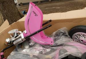 Electric Indian motorcycle for kids - don�t know if all the parts are there