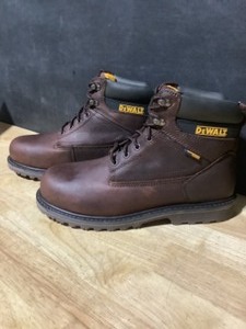 DEWALT Mens Axle Waterproof 6 Inch Work Boots - Steel Toe - Walnut Pitstop Size 11(M). See Pictures