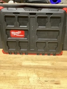 Milwaukee PACKOUT 22 in. Modular Tool Box. See Pictures