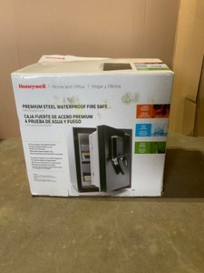 Honeywell 2605 Premium 8 Hour Waterproof 2 Hour UL Fire Security Safe, .9 Cu. Ft. See Pictures
