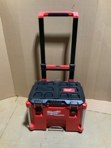Milwaukee PACKOUT 22 in. Rolling Tool Box. See Pictures