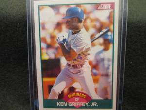 lot 3 image: 3. 1989 Score Ken Griffey Jr. Rooki...