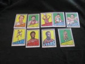 lot 67 image: 67. 1972-73 Topps Basketball Cards...