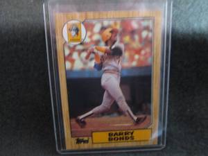 lot 69 image: 69. 1987 Topps Barry Bonds Rookie...