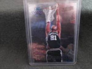 lot 104 image: 104. Tim Duncan Rookie Card...
