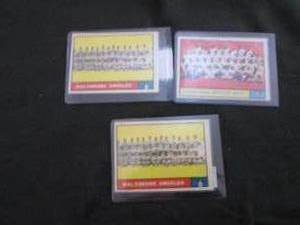 lot 125 image: 125. 1961 Topps Team Cards...