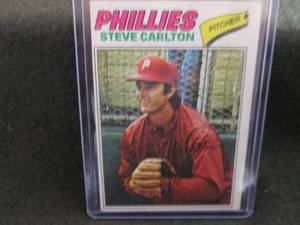 lot 126 image: 126. 1977 Topps Steve Carlton Card...