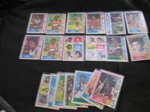 lot 131 image: 131. 1974-75 Topps Basketballl Card...