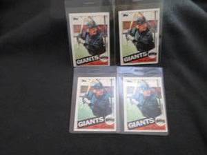 lot 137 image: 137. 8-1985 Topps Dan Gladden Rooki...