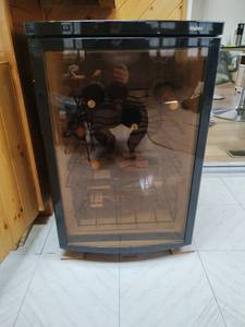 16 Bottle Wine Fridge by Haier