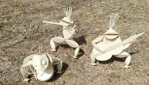 Three Metal Frog Playing Instrument Yard Dcor