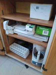 Contents Of Kitchen Cupboard