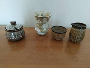 lot 49 image: Collection of Pottery Items