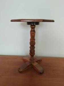 lot 50 image: Wood Plant Stand