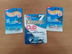 lot 9 image: Two Hot Wheels & One Racing Champions Toy Car- New in Packaging